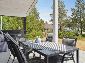 Holiday Home Riekje - 2-3km from the sea by Interhome